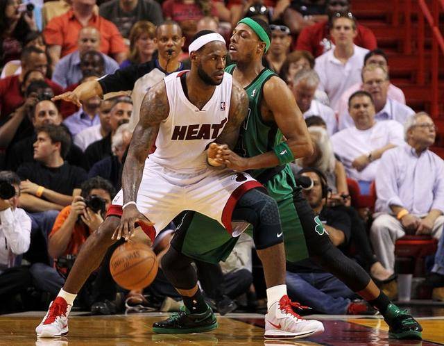 而国足为此 而国足为此