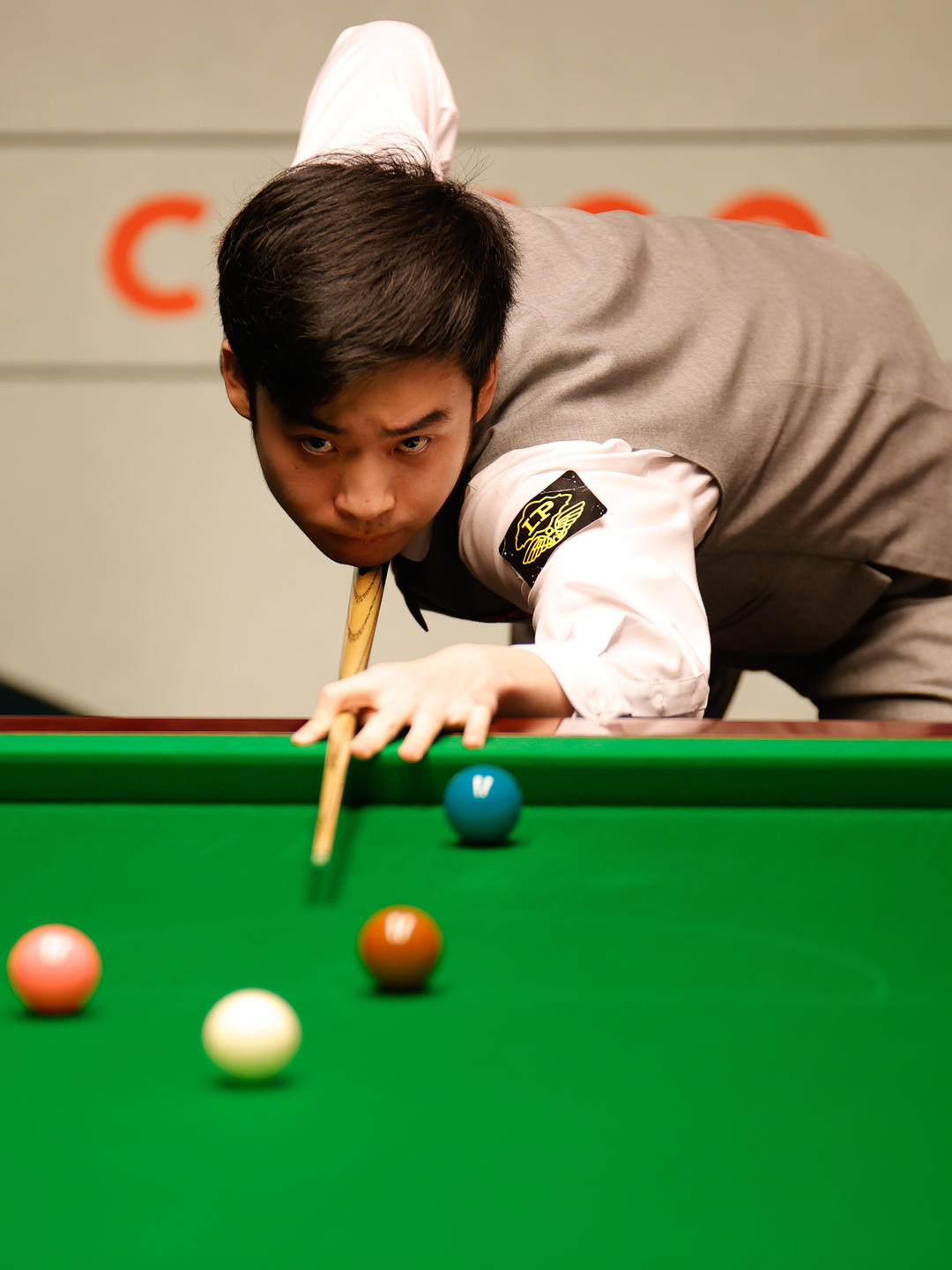 穿曾凡博球 穿曾凡博球