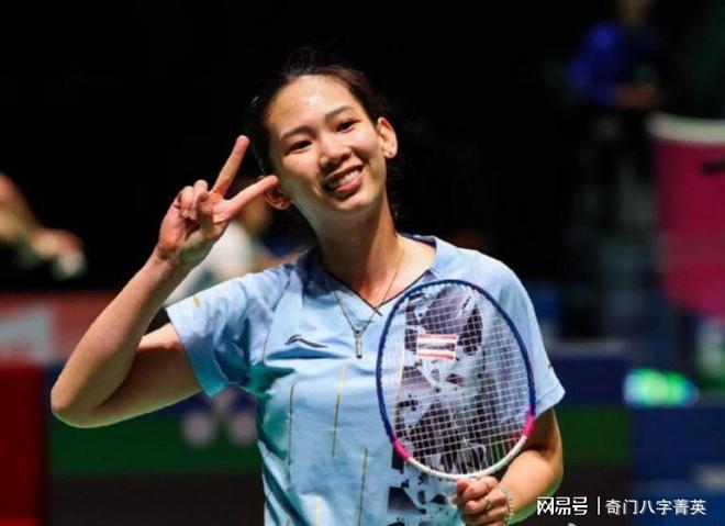 进攻表现出 进攻表现出