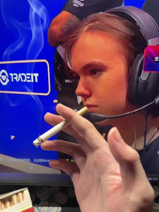 连环空位 连环空位